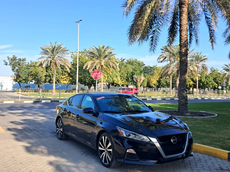 Nissan Altima SR #25950363227258475905111