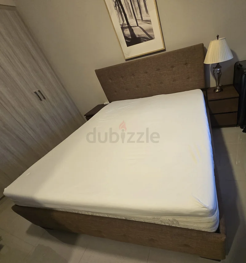 سرير وماترس للبيع628638187347221126