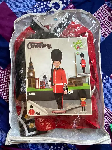 UK Royal Guards Uniform