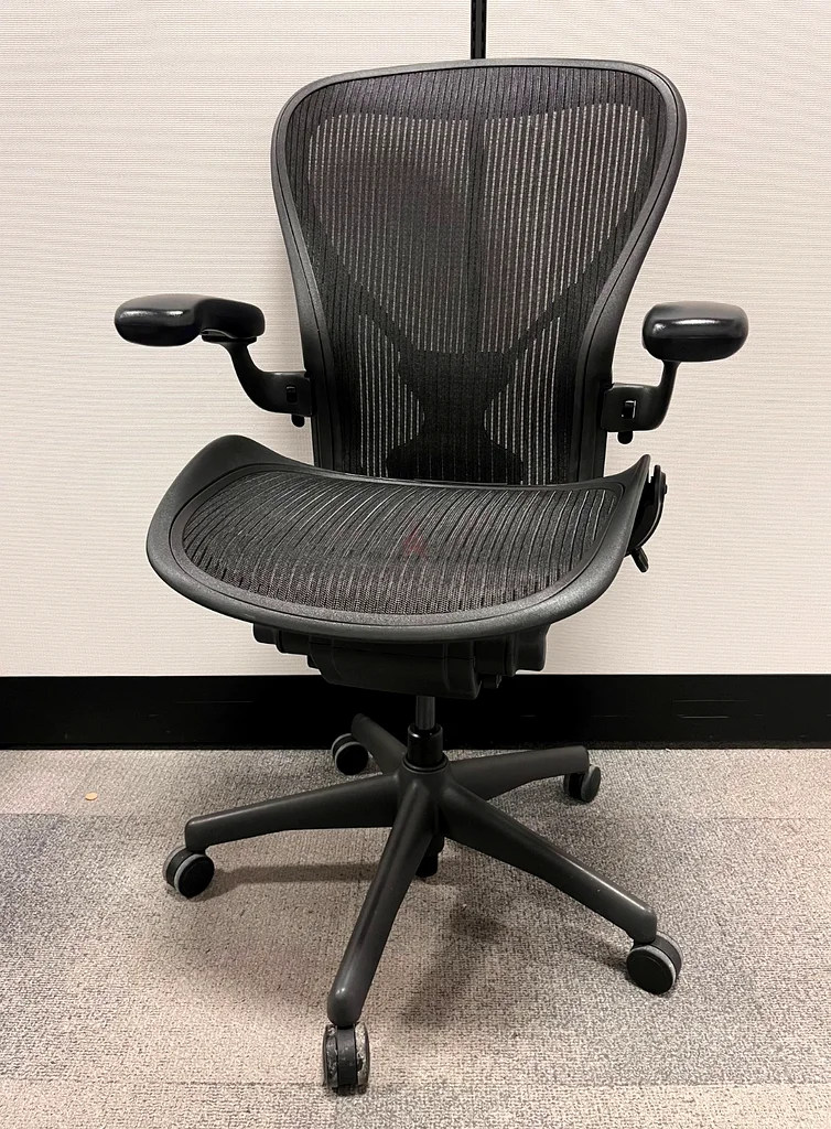 Herman Miller Chair size ( A B C ) Full loaded63216835228545112