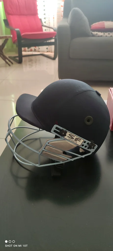 Protect Your Game: Quality Cricket Helmet for Sale!63247249769474110