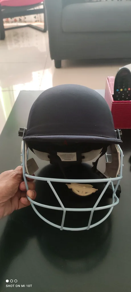 Protect Your Game: Quality Cricket Helmet for Sale!63247249769474111