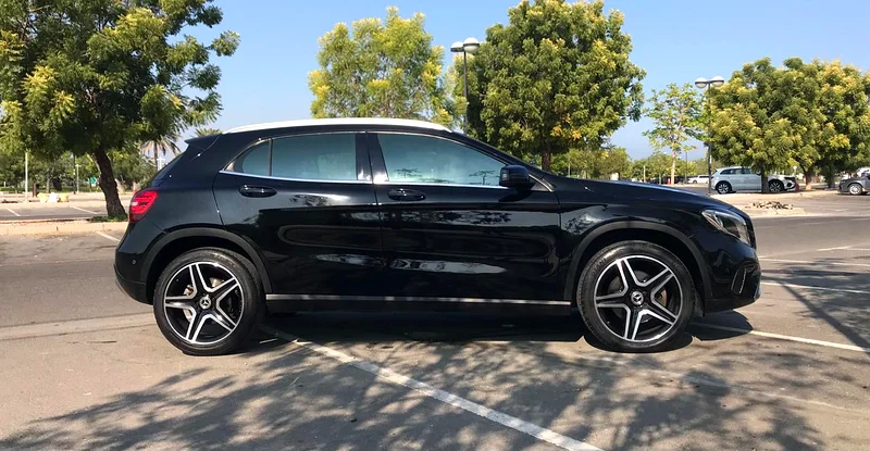 GCC.. Mercedes GLA250 4matic 2018 // Full option // v4 2.0L Turbo63164768673538114