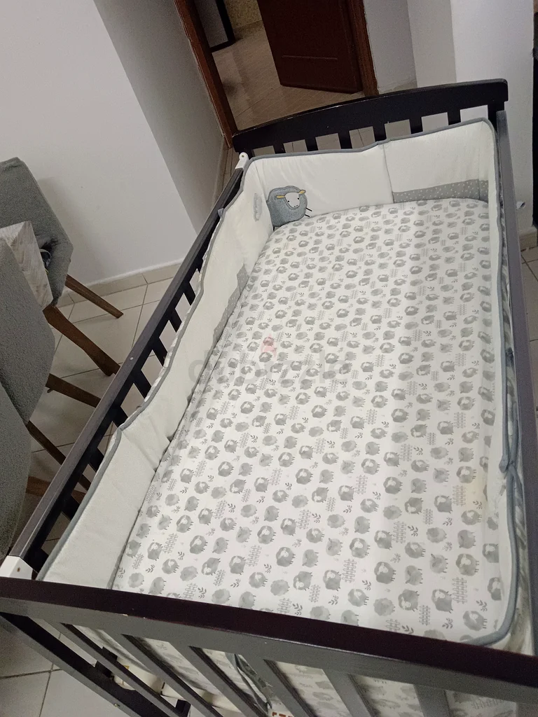سرير للطفل63206393025025112