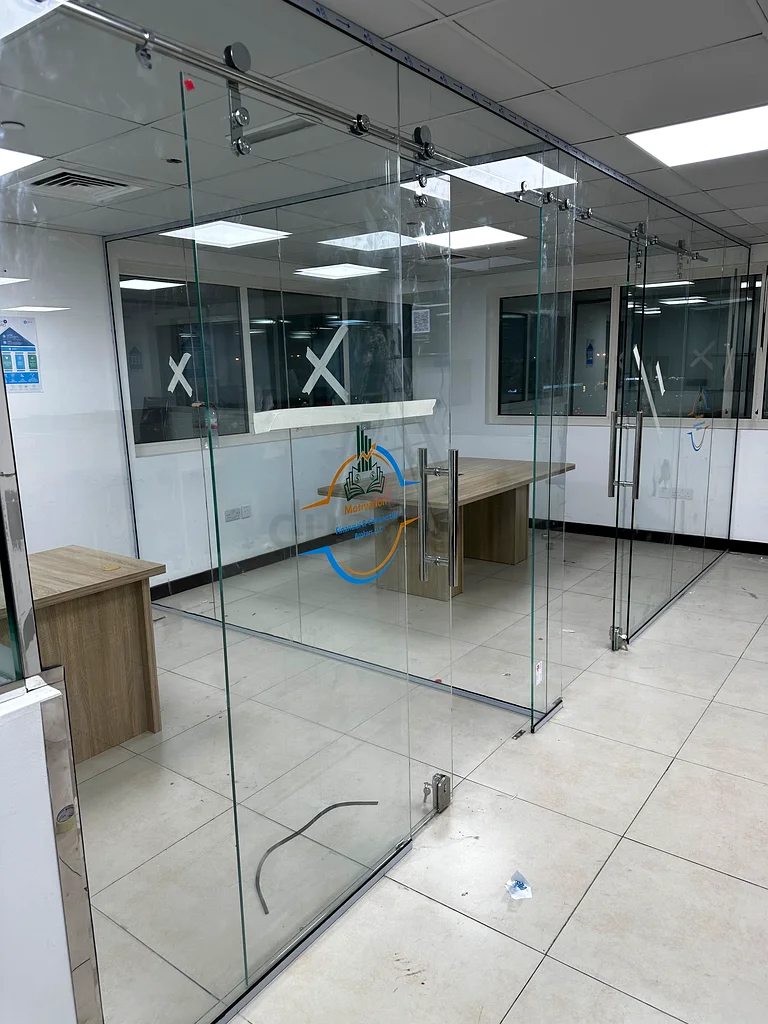 Office Glass Partition63440511437825111