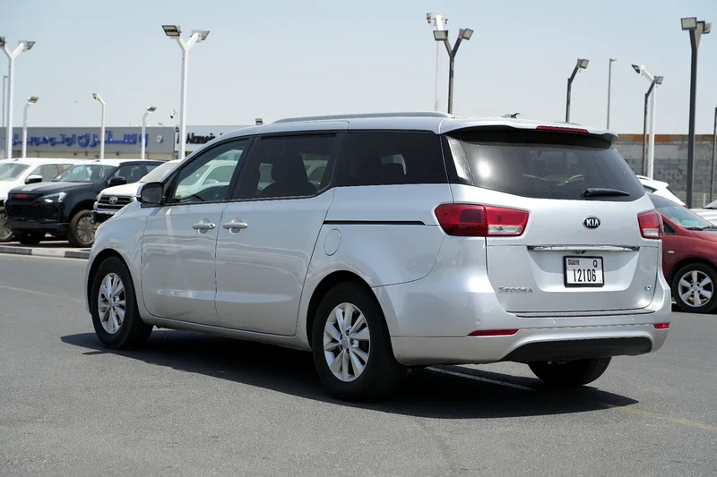 Kia Sedona - 2016 - 7 Seater - Beige Interior - 139000 Miles63155551835522114