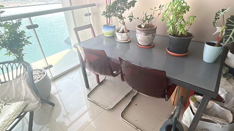 طاولة طعام خارجية لـ 6 أشخاص63218806356227111