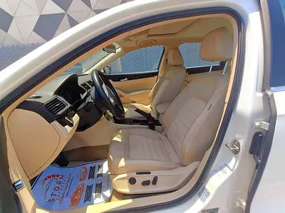2016 Volkswagen PASSAT 照片 2