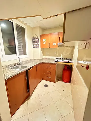 Small Capsule room available partition
