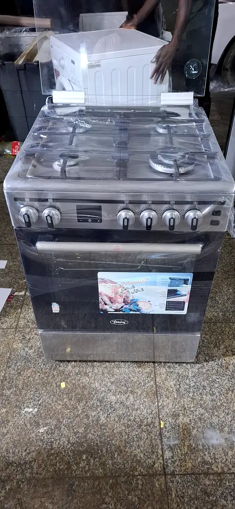Sleek and Modern Gas Cooker for Sale!