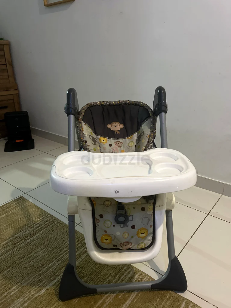 Comfortable High Chair for Your Little One63204864985602112
