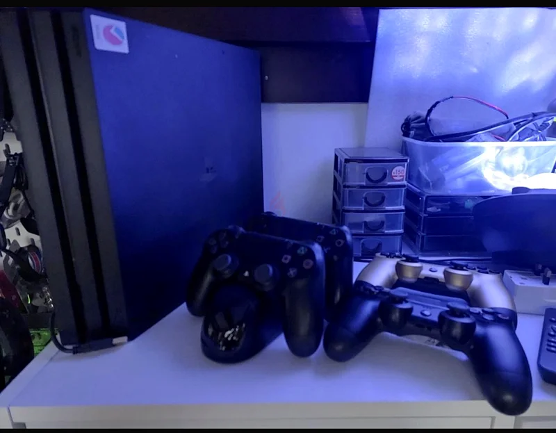 للبيع PS4 برو63174328157570112