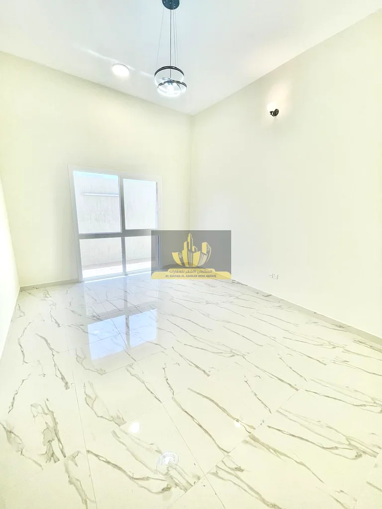 فيلا للايجار، 5 غرف نوم رئيسية، في الخوانيج ٢62937619171330112
