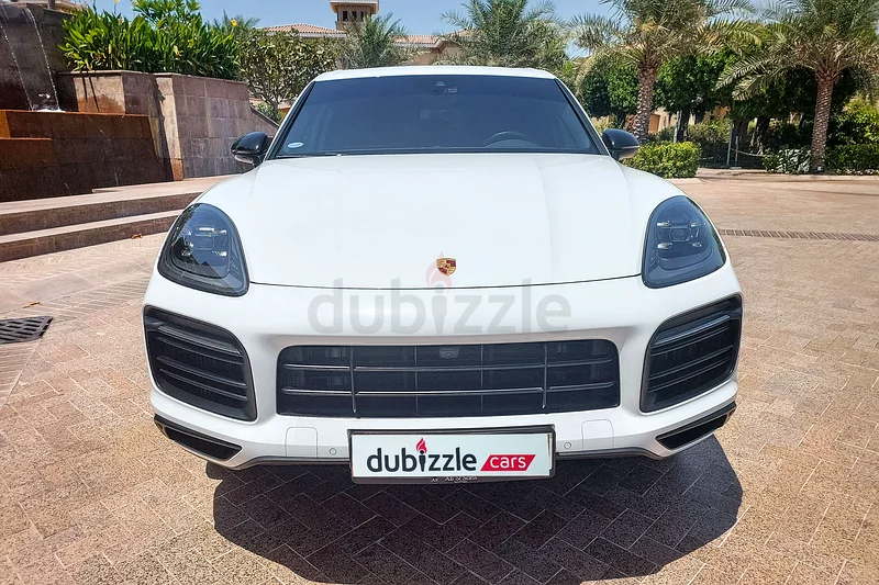 AED 5241/month | 2023 Porsche Cayenne Platinum Edition | GCC Specs | Ref#32178363150022873731111