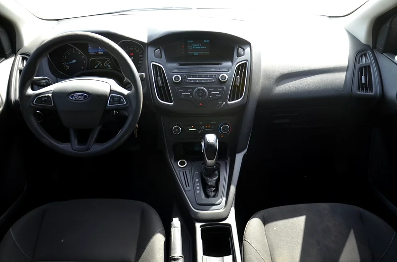 Ford Focus 2017 Blue Color GCC in Good Condition63168972355970114