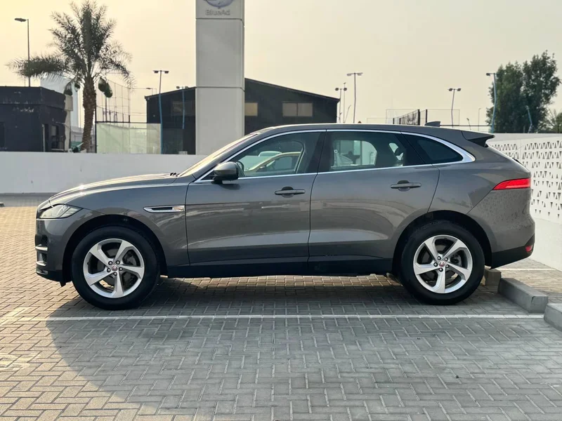 درهم 891 | جاكوار إف-بيس بريستيج 2.0 لتر | دفع 20% مقدم | دول مجلس التعاون الخليجي | كامل سجل الصيانة62932676245507113