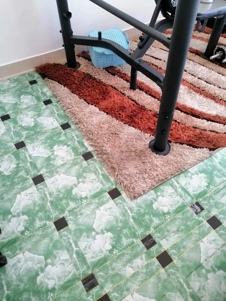 2- Stylish Rugs/ Carpets63184727879427112