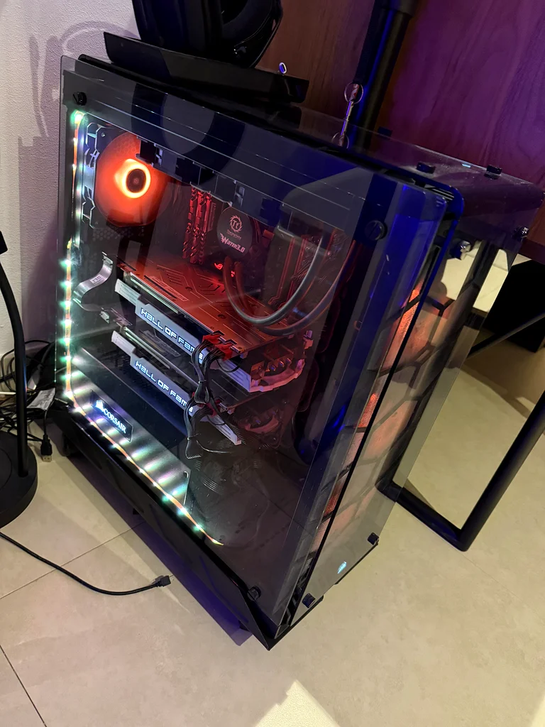 جهاز كمبيوتر ألعاب للبيع مع 2 وحدة 980ti SLI62929654110978112