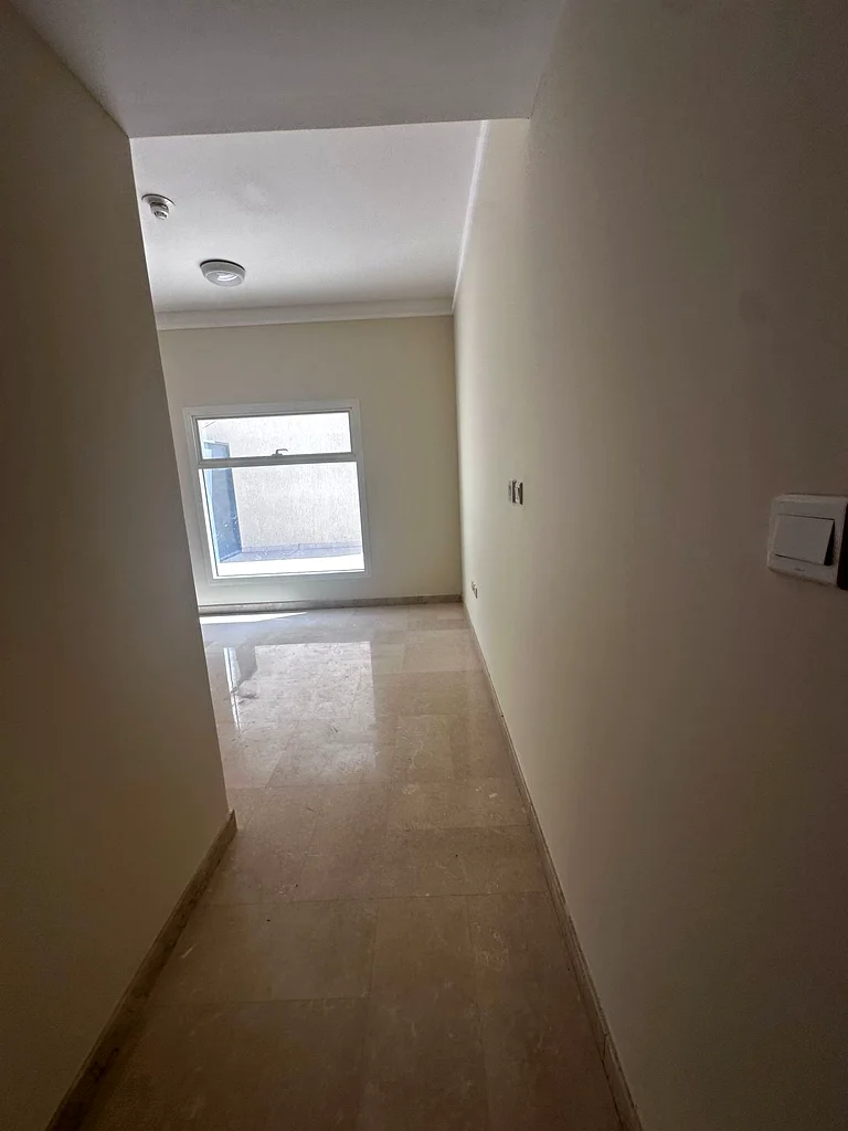 ✨ شقتين لطراز Penthouse فاخر للإيجار السنوي في منطقة القلعة | شهر مجاني + موقف سيارات مجاني + تكييف مجاني! ✨ فرصة لا تعوّض للحصول على مسكن راقي ومميز62885264707587112