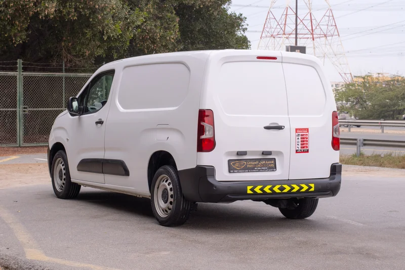 2022 | PEUGEOT PARTNER | STD-ROOF DELIVERY VAN | GCC SPECS | P1954162935672028033113