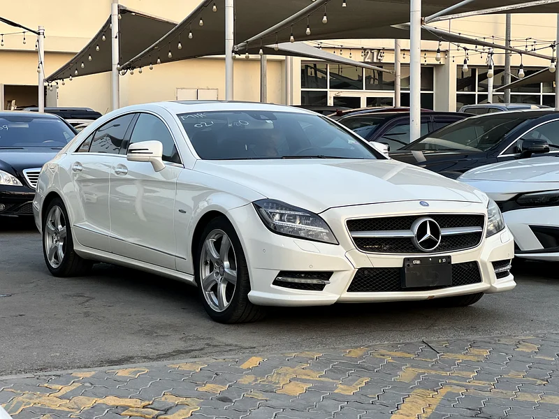 Mercedes-Benz CLS 350_Year 2012_Kms 104000_Fresh japan import_V6_sunroof_vcc paper_No accident63164313818498114
