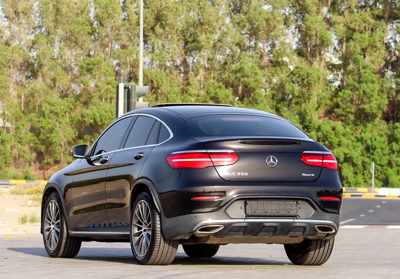 Mercedes GLC 250/4MATIC 2018, GCC specification, original paint, accident-free, in excellent condition. 2300 monthly63164314447746113