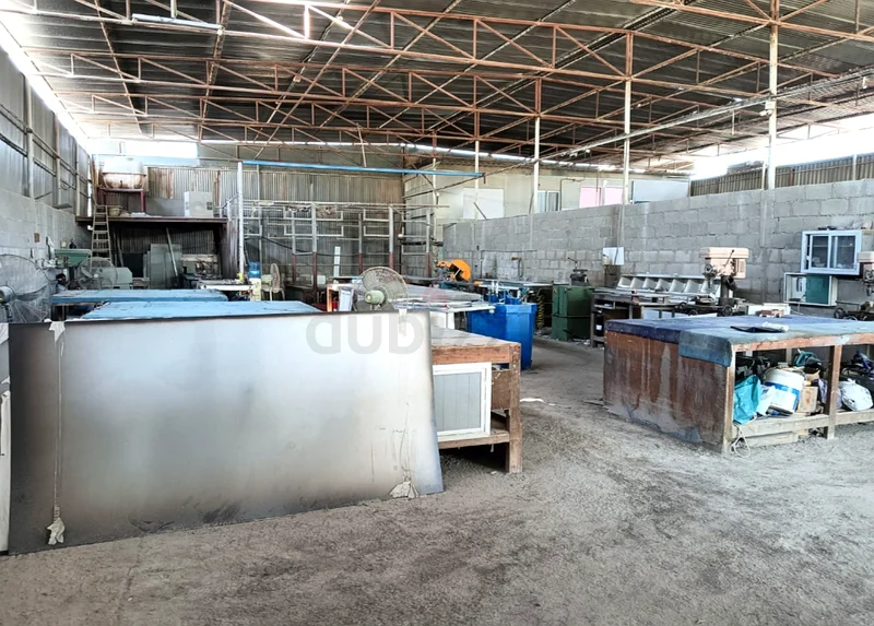 Fully Covered Shed for Rent in Sharjah Industrial Area 2 – 7,000 Sqft – Low Rent629306620058911121