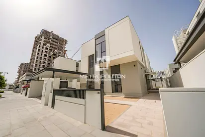 Brand New | Near Amenities | Spacious Size