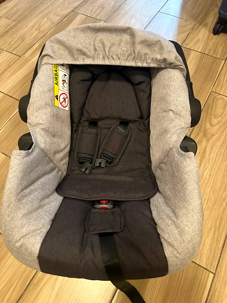 Stroller63205358425218113