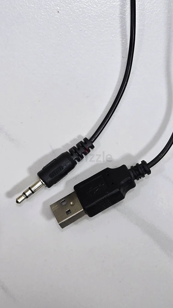 مكبرات صوت كمبيوتر أنيقة ومدمجة63261838897793113