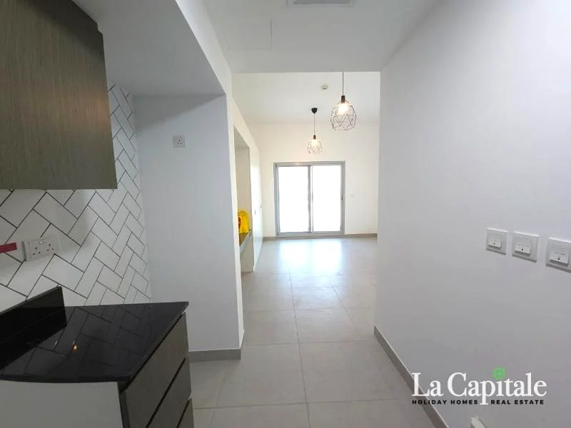 Vacant Apartment | Freshly Painted with Balcony62890343064195112