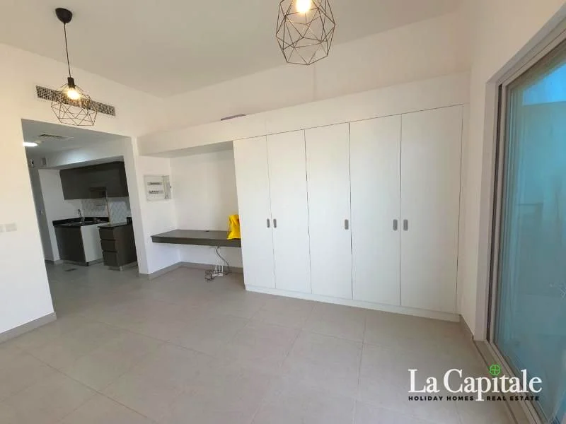 Vacant Apartment | Freshly Painted with Balcony62890343064195114