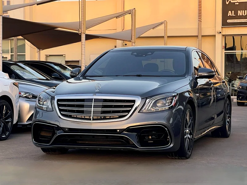 MERCEDES-BENZ - S560 - 2019 - KIT 63 AMG - V8 - 4.0L - TWIN TURBO - AMERICAN SPECS - VERY GOOD CONDITION63164770825473112