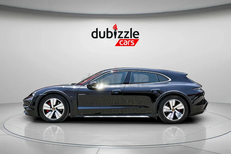 AED 4285/month | 2022 Porsche Taycan  | GCC Specs | Ref#32365663150479143042113