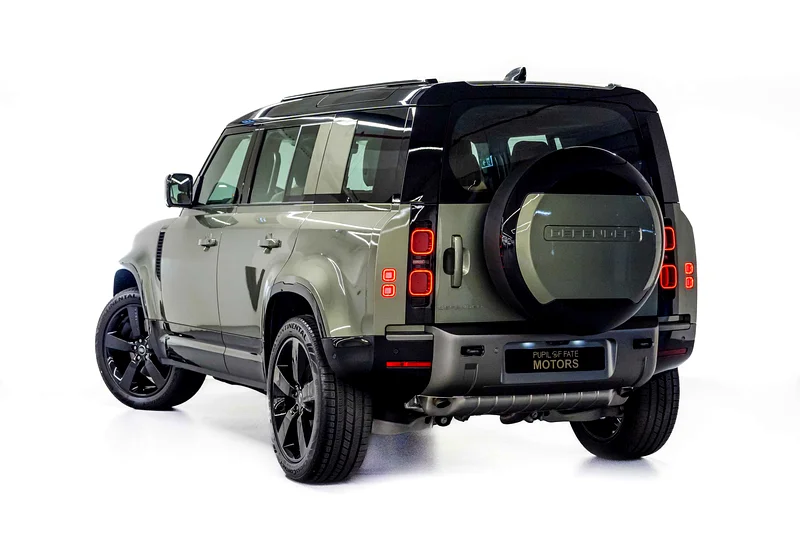 2025 Land Rover Defender - GCC Spec - Warranty and Lease to Own Available63228785370754114