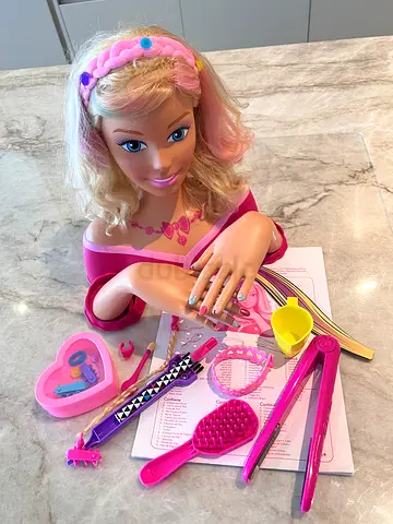 Creative Barbie Styling Head with Accessories - Perfect for Aspiring Stylists!