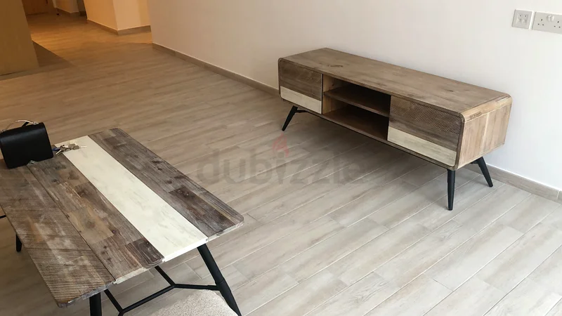 Cozy wood table set628638225719071123