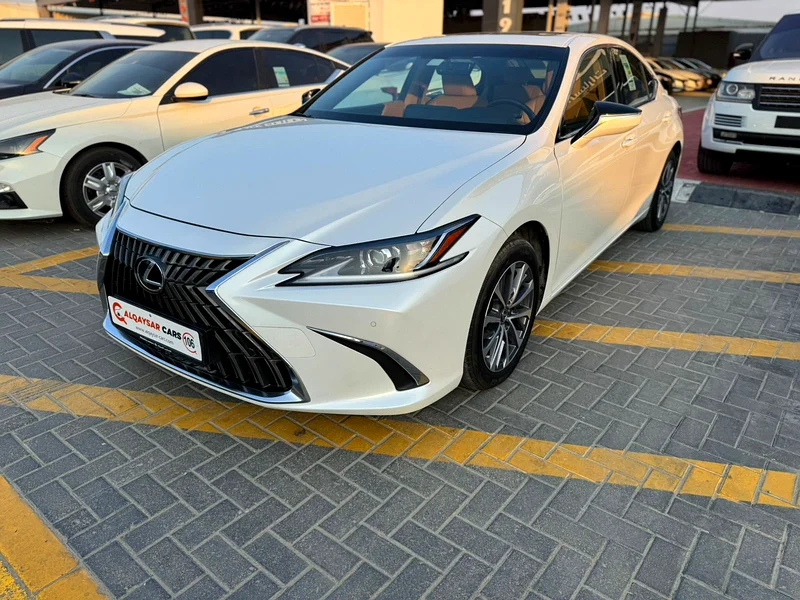 LEXUS ES 300H 2023 GCC63225702010242112