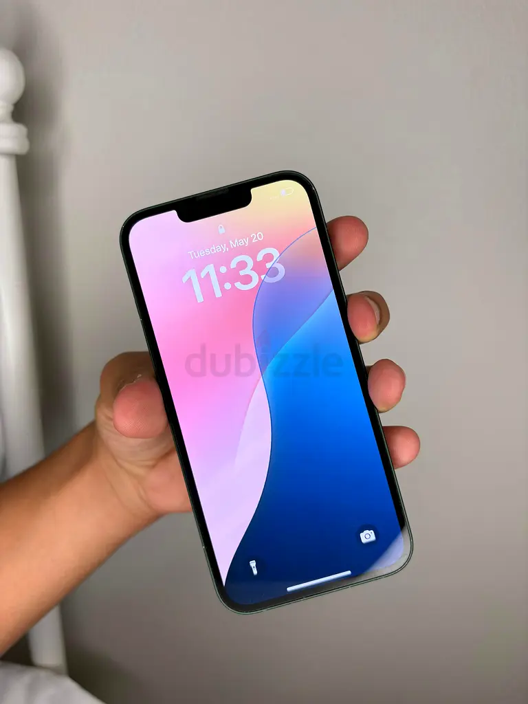 Excellent condition iPhone 13!