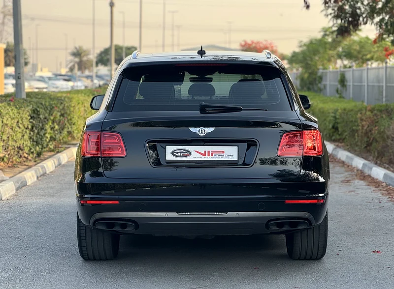 Dubai Ras Al Khor Car Market63134991158145113