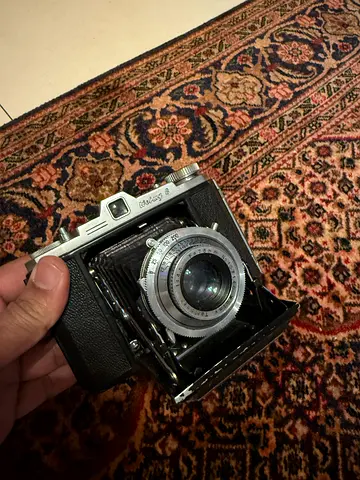 Vintage Welmy 120mm Film Camera - Classic Collectible!