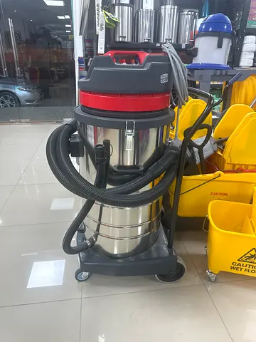 Wet and Dry Vacuum Clenaer - Free Delivery