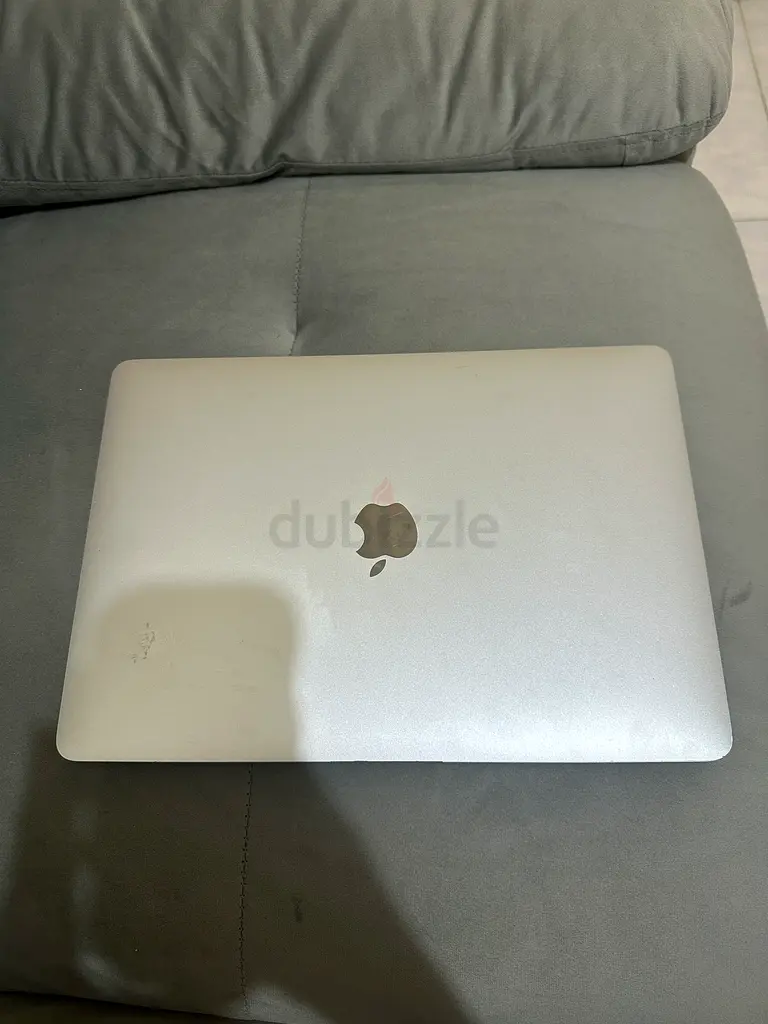 Sleek MacBook Pro - Perfect for Work and Play!63254489082753112