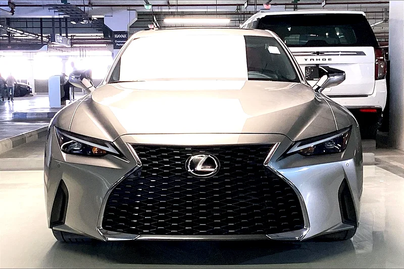 2023 Lexus IS300 Premier  • Big Price Drop • Manufacturer warranty till 23-Sep-2027 • 40811463226216306818111
