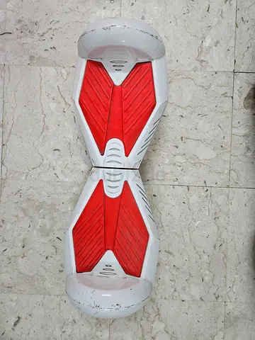 hoverboard for sale charger included
and remote too
