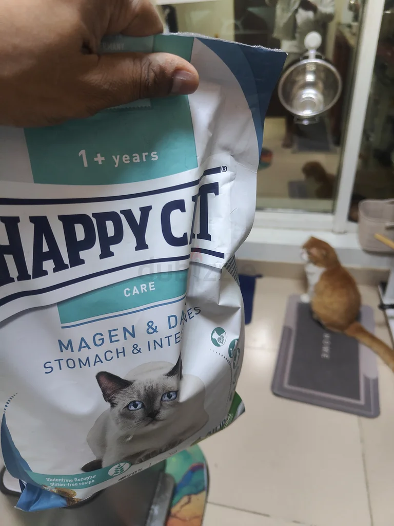 Premium Cat Food for a Happy  Healthy Pet!632645876847371111