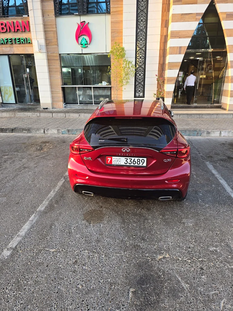 إنفيني Q30 2019، كيلومترات قيادة منخفضة63135492294658114