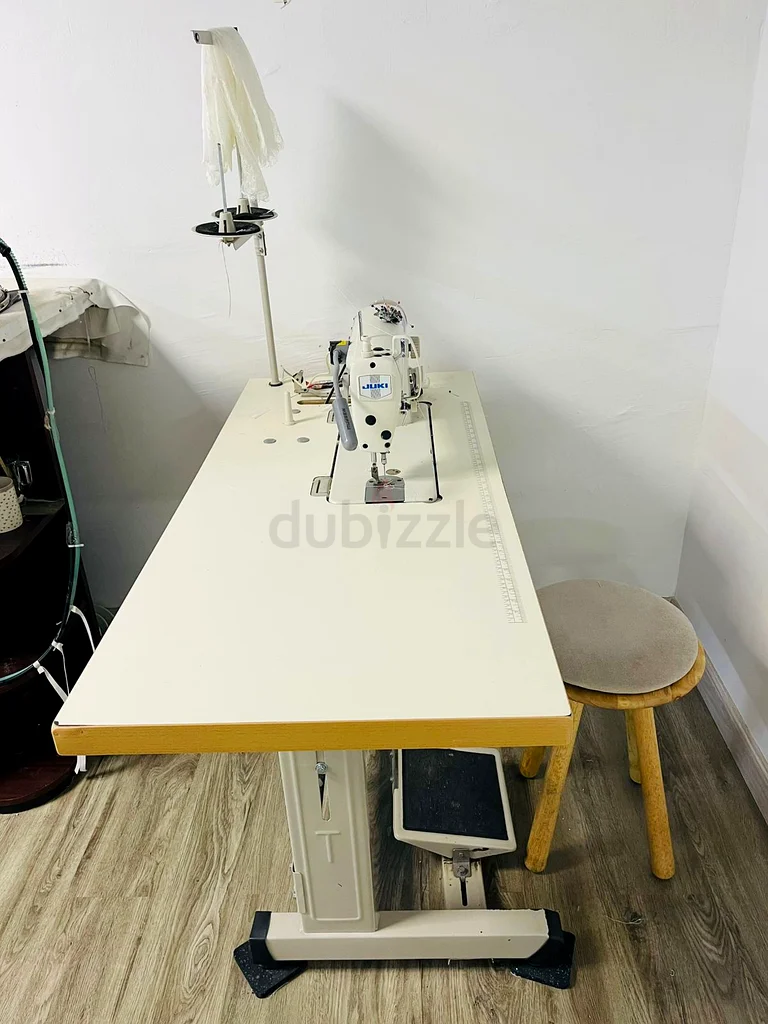 Industrial Sewing Machine for Sale - Perfect for Your Sewing Projects!63258654689411111
