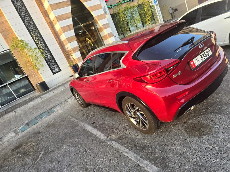 إنفيني Q30 2019، كيلومترات قيادة منخفضة63135492294658113