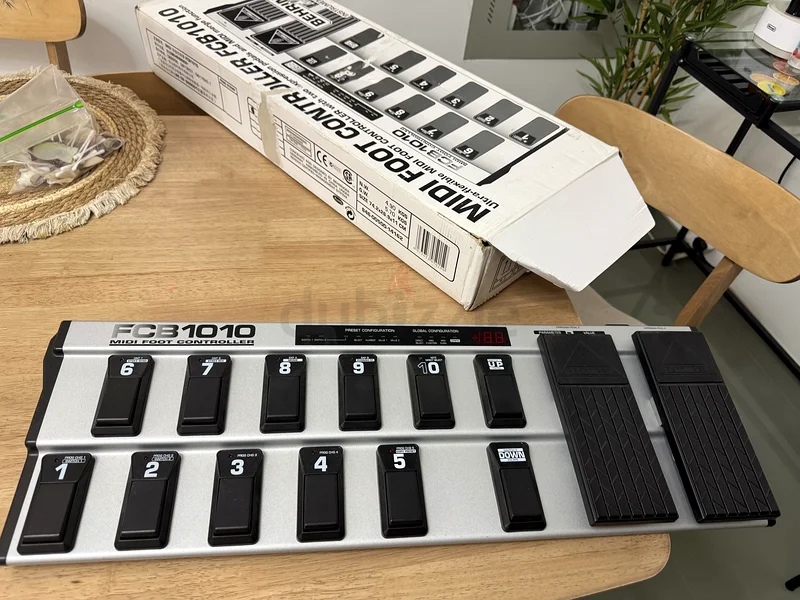 MIDI foot controller63199130497538112